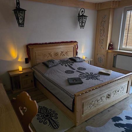Apartament Zakopane Utrzymany W Stylu Goralskiej Chaty ภายนอก รูปภาพ