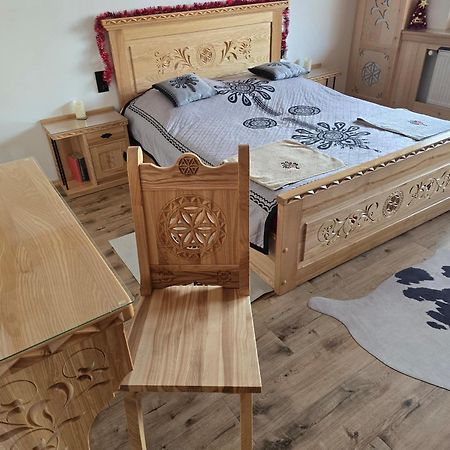 Apartament Zakopane Utrzymany W Stylu Goralskiej Chaty ภายนอก รูปภาพ