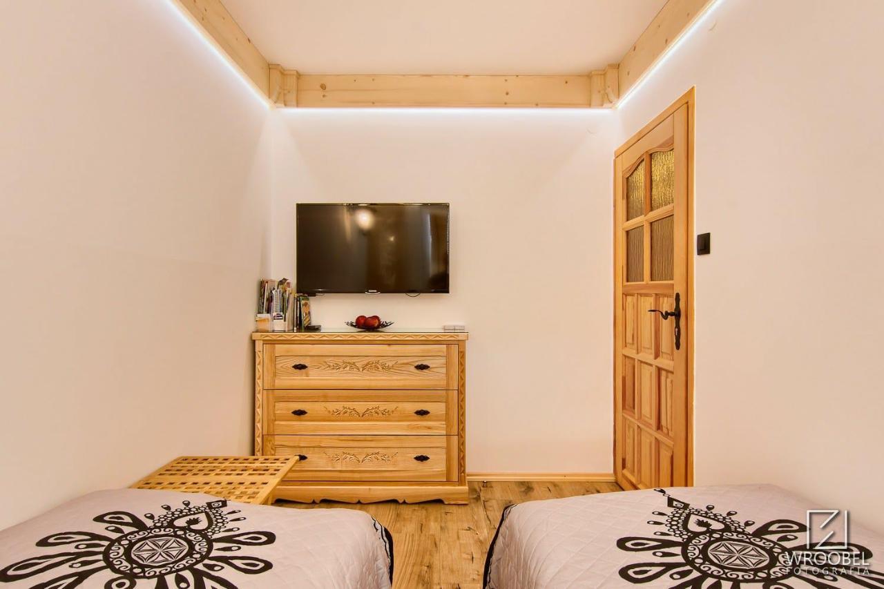Apartament Zakopane Utrzymany W Stylu Goralskiej Chaty ภายนอก รูปภาพ