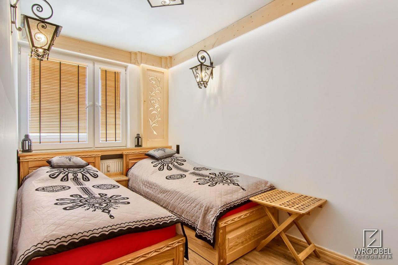 Apartament Zakopane Utrzymany W Stylu Goralskiej Chaty ภายนอก รูปภาพ